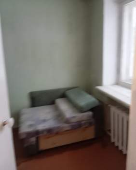 3-к квартира, вторичка, 42м2, 5/5 этаж