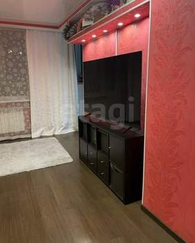 2-к квартира, вторичка, 32м2, 9/16 этаж