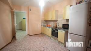 3-к квартира, вторичка, 85м2, 1/17 этаж
