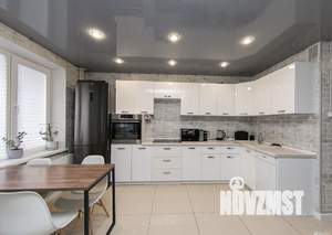 2-к квартира, вторичка, 53м2, 1/19 этаж