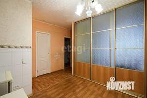 2-к квартира, вторичка, 49м2, 1/10 этаж