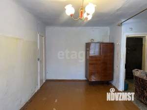 2-к квартира, вторичка, 42м2, 1/4 этаж