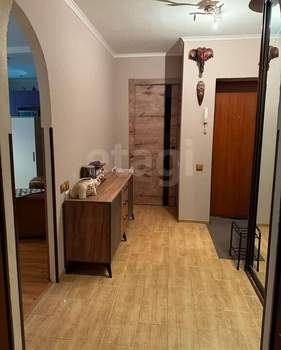2-к квартира, вторичка, 41м2, 1/5 этаж