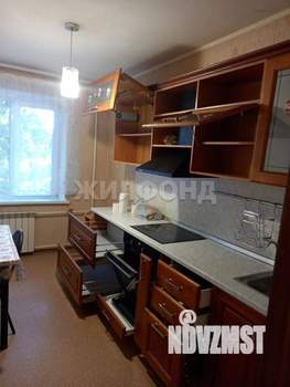 3-к квартира, вторичка, 65м2, 1/10 этаж