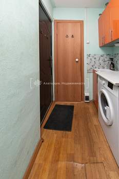 Студия квартира, вторичка, 13м2, 1/9 этаж