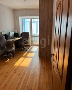 4-к квартира, вторичка, 121м2, 4/6 этаж