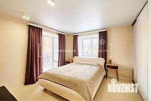 4-к квартира, вторичка, 117м2, 3/9 этаж