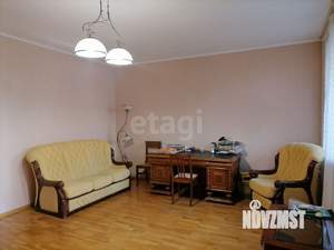 3-к квартира, вторичка, 100м2, 1/7 этаж