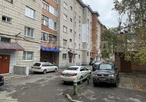 3-к квартира, вторичка, 62м2, 1/6 этаж
