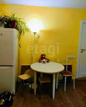 1-к квартира, вторичка, 18м2, 1/3 этаж