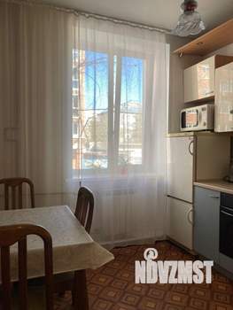 3-к квартира, вторичка, 72м2, 2/4 этаж