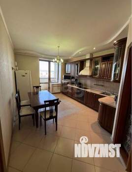 4-к квартира, вторичка, 225м2, 6/6 этаж