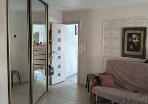 3-к квартира, вторичка, 42м2, 5/5 этаж