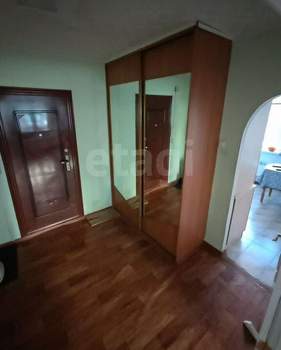 4-к квартира, вторичка, 70м2, 2/9 этаж