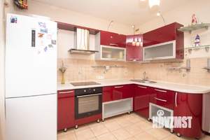 2-к квартира, вторичка, 57м2, 10/10 этаж