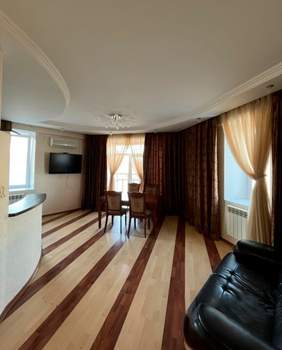 3-к квартира, вторичка, 90м2, 3/5 этаж