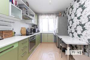 4-к квартира, вторичка, 74м2, 4/9 этаж