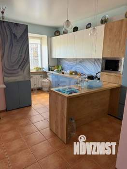 4-к квартира, вторичка, 121м2, 4/6 этаж