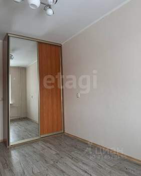 3-к квартира, вторичка, 82м2, 2/6 этаж