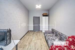 3-к квартира, вторичка, 58м2, 1/3 этаж