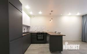 2-к квартира, вторичка, 56м2, 1/19 этаж