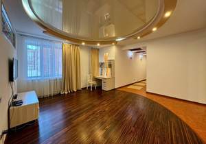 3-к квартира, вторичка, 125м2, 3/6 этаж