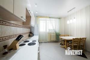 2-к квартира, вторичка, 68м2, 7/9 этаж