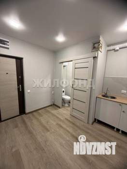 Студия квартира, вторичка, 10м2, 1/9 этаж