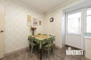 2-к квартира, вторичка, 60м2, 3/6 этаж