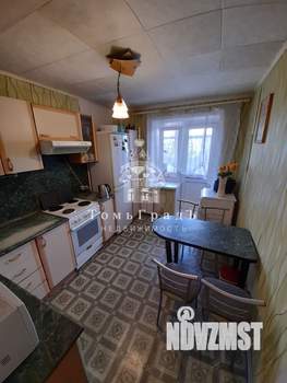 3-к квартира, вторичка, 68м2, 1/10 этаж