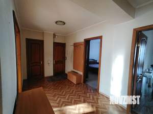 3-к квартира, вторичка, 82м2, 2/6 этаж