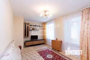 2-к квартира, вторичка, 42м2, 1/5 этаж