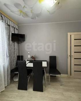 2-к квартира, вторичка, 54м2, 10/17 этаж