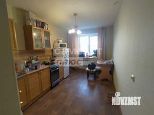 2-к квартира, вторичка, 70м2, 4/10 этаж
