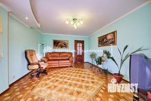 4-к квартира, вторичка, 121м2, 8/10 этаж