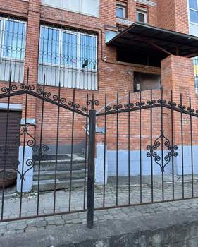 2-к квартира, вторичка, 66м2, 1/6 этаж
