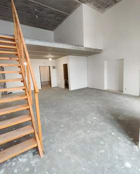 Студия квартира, вторичка, 70м2, 8/8 этаж