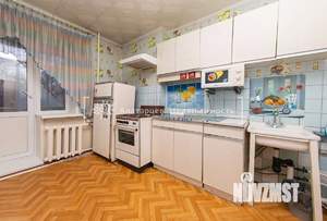 4-к квартира, вторичка, 74м2, 1/9 этаж