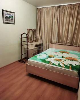 2-к квартира, вторичка, 42м2, 1/5 этаж