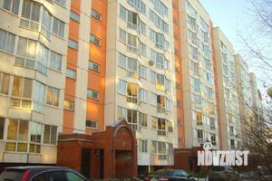 2-к квартира, вторичка, 57м2, 1/10 этаж