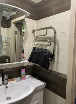 3-к квартира, вторичка, 64м2, 4/17 этаж