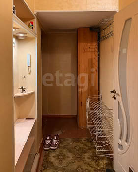 3-к квартира, вторичка, 47м2, 1/2 этаж