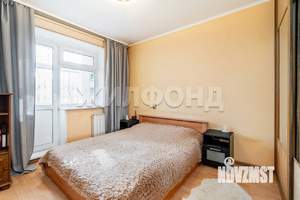 3-к квартира, вторичка, 65м2, 1/9 этаж