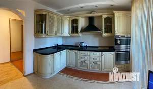 4-к квартира, вторичка, 113м2, 9/10 этаж