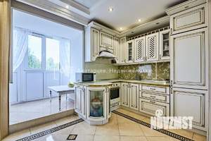 4-к квартира, вторичка, 130м2, 3/9 этаж