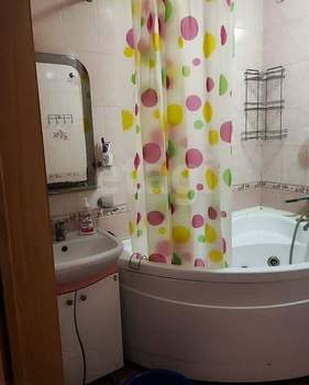 2-к квартира, вторичка, 42м2, 1/5 этаж