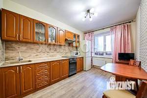 2-к квартира, вторичка, 59м2, 1/10 этаж