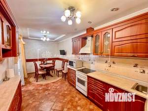 4-к квартира, вторичка, 117м2, 8/11 этаж