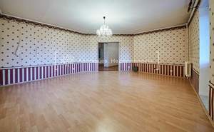 3-к квартира, вторичка, 104м2, 2/5 этаж