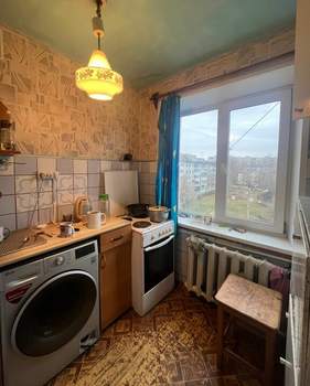 4-к квартира, вторичка, 61м2, 5/5 этаж